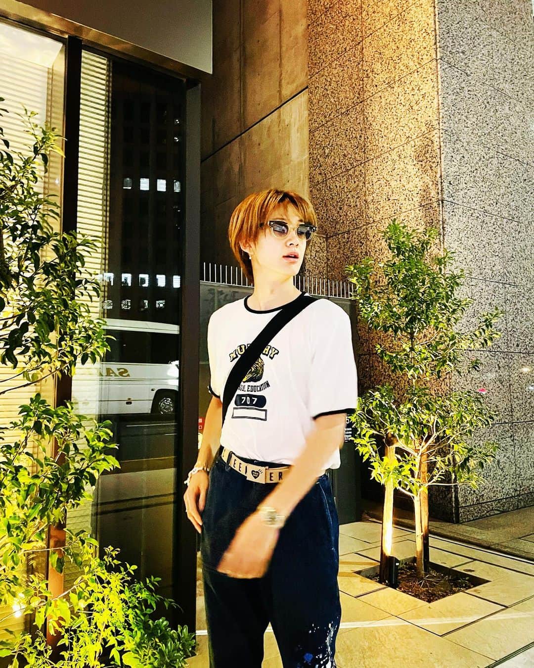 小川史記（FUMINORI）のインスタグラム：「口半開きだし、左手ぶれてるし。 今日もみんなお疲れ様だよ☺️  #BUDDiiS」