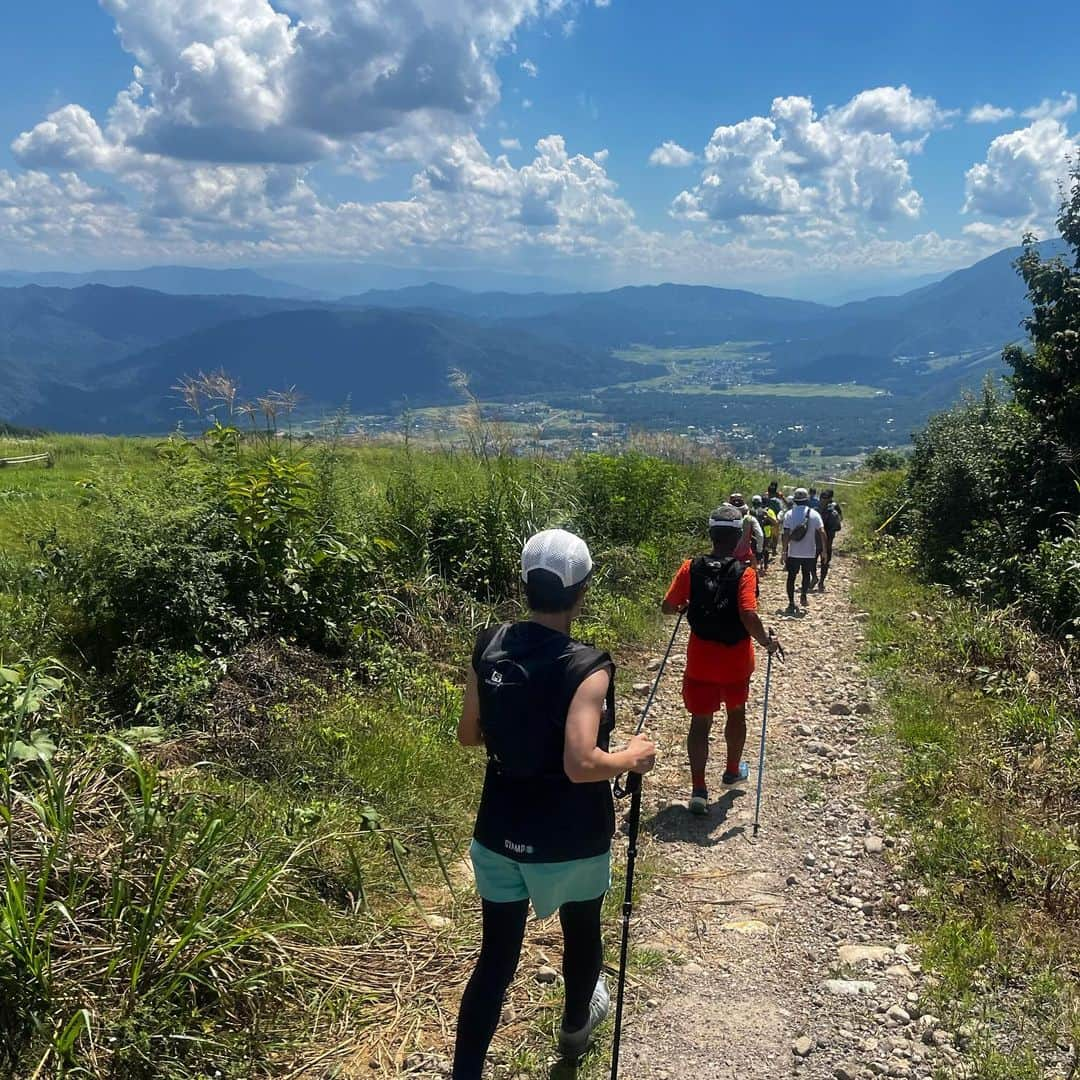 重盛赳男さんのインスタグラム写真 - (重盛赳男Instagram)「白馬岩岳登ってきました⛰️ 記録見たら8月ほぼ初ラン…😇  #ヤッホートレイルランニングツーリング #teamthrob #hungerknockoriginals #fullmarkshakuba #トレイルランニング #トレラン #重盛赳男 #日焼けは一人前に気にする #アナウンサー」8月27日 20時39分 - shigemoritakeo