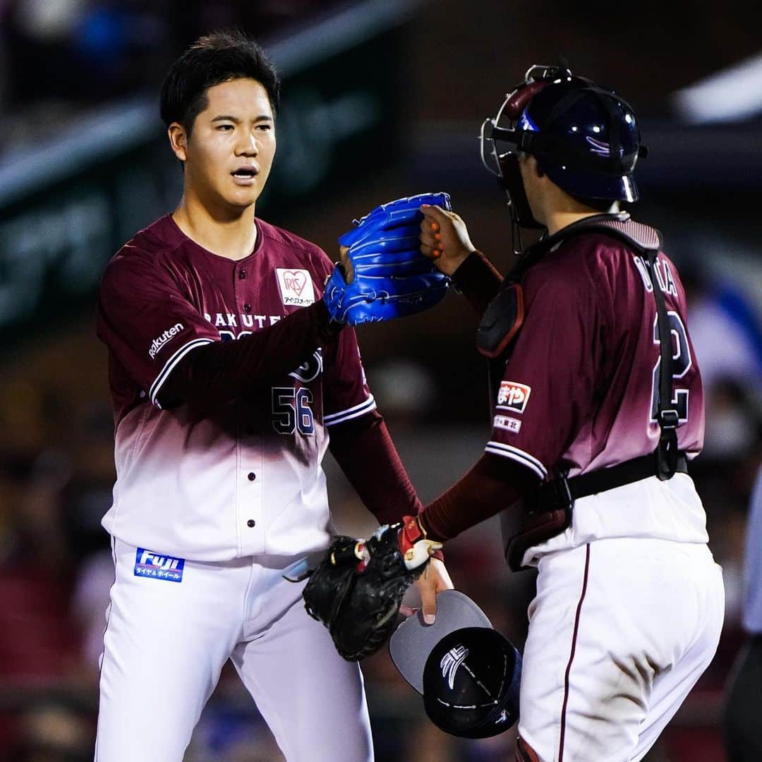 東北楽天ゴールデンイーグルスさんのインスタグラム写真 - (東北楽天ゴールデンイーグルスInstagram)「⚾️  ⚾️E 7-1 H⚾️  5人の投手リレーで1失点に抑えると13安打7得点の猛攻‼️‼️ これで同一カード3連勝としてFANS‘ユニホームで9戦8勝🔥 先発の荘司選手が5回2安打1失点3奪三振で2勝目✨✨ 6回以降は酒居選手、安樂選手、宋選手、鈴木翔天選手が0封💯 打線は2回に岡島選手が先制タイムリー🎤 小深田選手が2安打2打点🤩浅村選手は2安打1打点👍🏼 さらに辰己選手は3安打猛打賞‼️‼️村林選手が2安打⚾️⚾️  #鷲が掴む #rakuteneagles  #荘司康誠  #岡島豪郎 #浅村栄斗 #小深田大翔  #辰己涼介  #酒居知史  #安樂智大  #マイケルフランコ #宋家豪  #鈴木翔天 #太田光」8月27日 20時39分 - rakuten_eagles