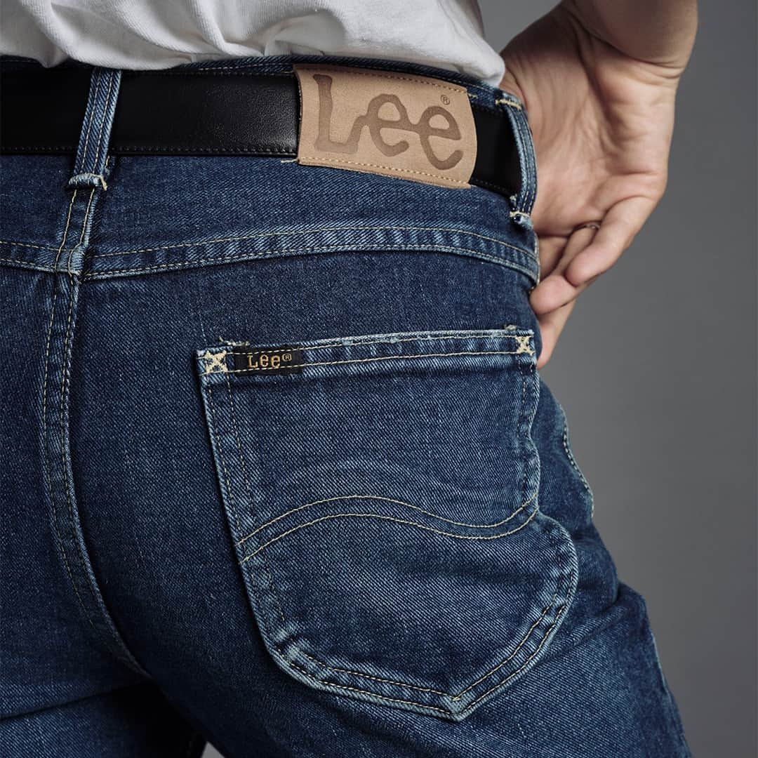 のインスタグラム：「. STANDARD WARDROBE   いつもクローゼットに置いておきたい 選べるマイスタンダードなデニムたち   #lee #leejapan #leejeans #standardwardrobe #リー #リージャパン #スタンダードワードローブ」