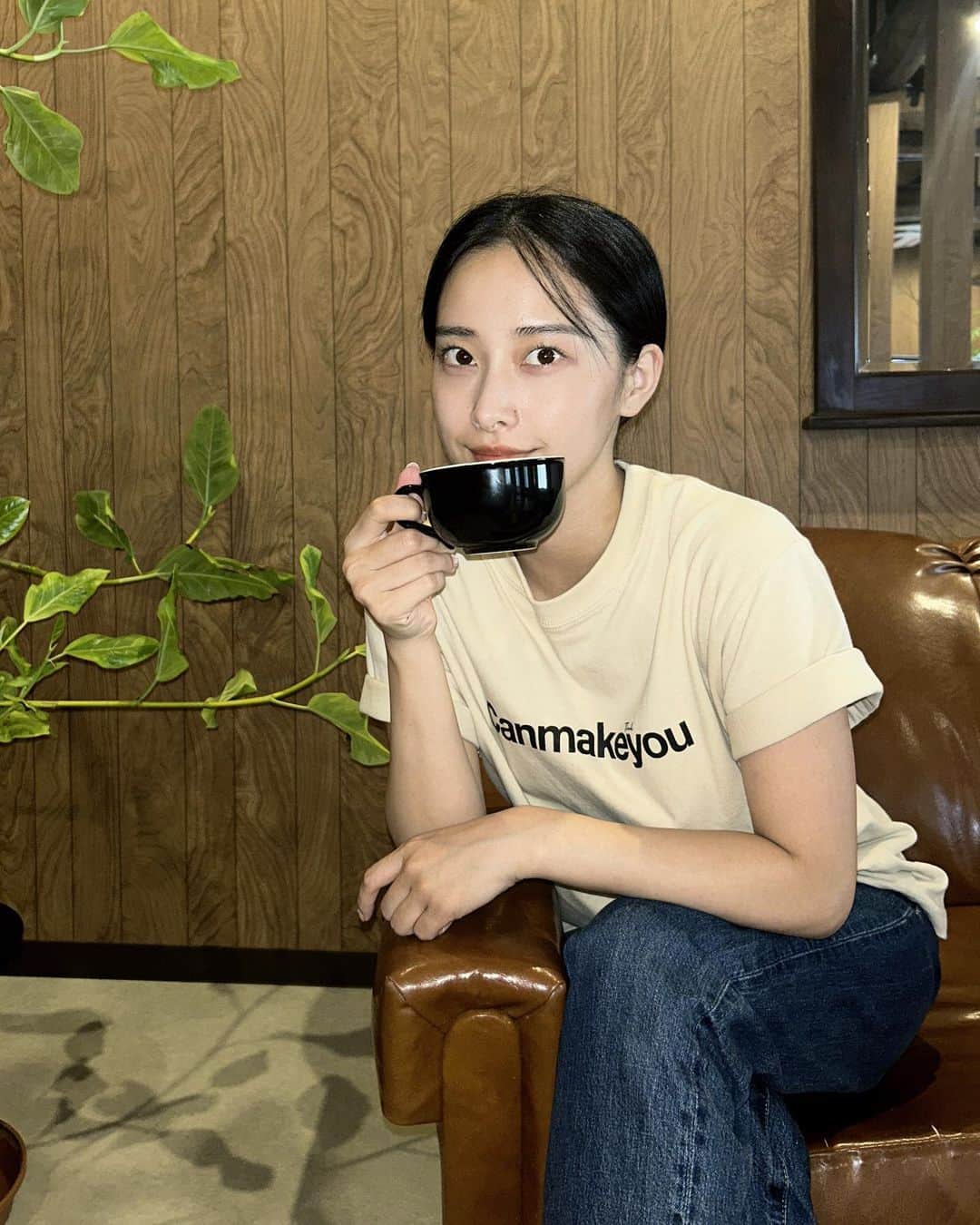 早坂風海さんのインスタグラム写真 - (早坂風海Instagram)「カフェラテ飲む私☕️ ⁡ ⁡ 明日8月28日(月)「おはよう朝日です」のクローズアップのコーナーに出演します☀️ ⁡ チェックザヒッツの週です👀 ⁡ 今回はどんな内容なのか…😏 ⁡ コーナーは、7:37頃〜です！ 是非見てください🐰🤍 ⁡ ⁡ ⁡ #早坂風海 #カザスタグラム #おはよう朝日です #おは朝 #チェックザヒッツ」8月27日 21時15分 - kazami42_official