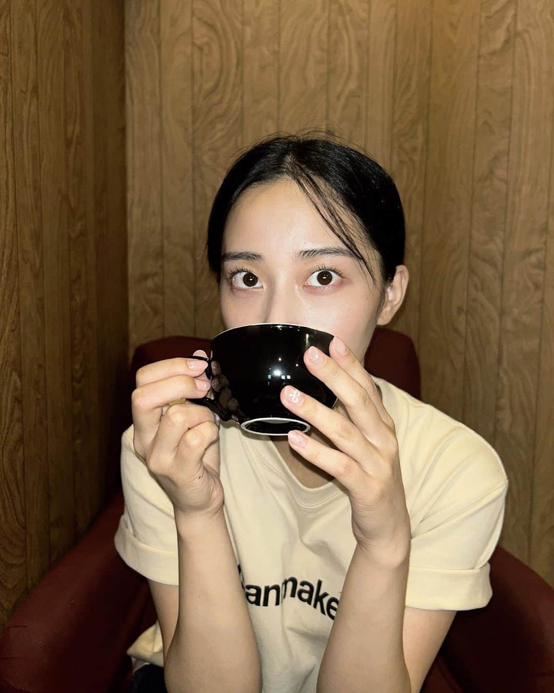 早坂風海さんのインスタグラム写真 - (早坂風海Instagram)「カフェラテ飲む私☕️ ⁡ ⁡ 明日8月28日(月)「おはよう朝日です」のクローズアップのコーナーに出演します☀️ ⁡ チェックザヒッツの週です👀 ⁡ 今回はどんな内容なのか…😏 ⁡ コーナーは、7:37頃〜です！ 是非見てください🐰🤍 ⁡ ⁡ ⁡ #早坂風海 #カザスタグラム #おはよう朝日です #おは朝 #チェックザヒッツ」8月27日 21時15分 - kazami42_official