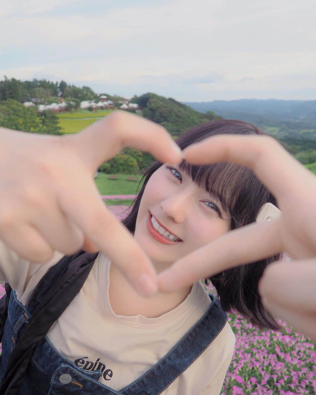 齊藤なぎさのインスタグラム：「🍀📗 ⁡ ⁡ ⁡ 綺麗な景色、たくさん見てきたよ〜〜 お友達がたくさん写真を撮ってくれました📸 ⁡」