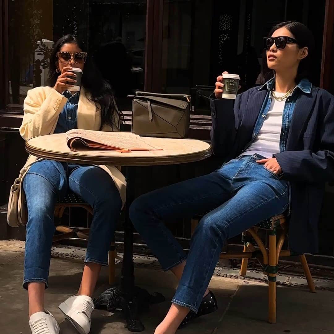 Harrodsのインスタグラム：「Denim for sleepy Sundays ☕ It’s right there in the name of #7ForAllMankind’s Relaxed Skinny jeans – perfect for chill-out moments, they’re the sweet spot between ease and elegance. Find your fit at our link in bio.  #Harrods #HarrodsFashion」