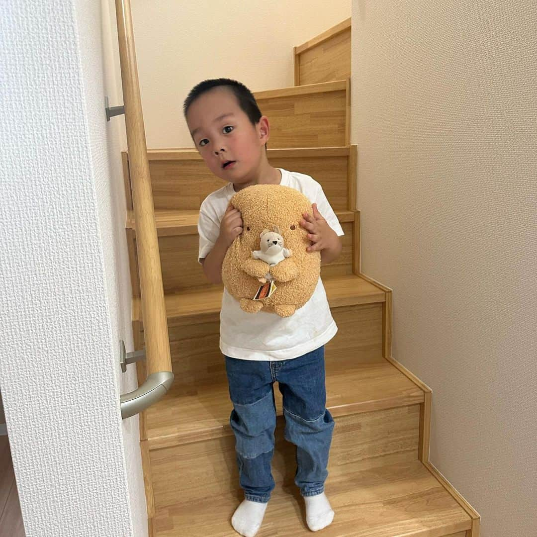 小西せなさんのインスタグラム写真 - (小西せなInstagram)「引越ししましたーーぇーーーい  旦那と息子に出会うまではそれはそれは路上確定人生だったもので、新築に住むというのが人生初めての経験で、全く実感が得られないです  ともだちあそびにきてね」8月27日 21時32分 - sxexnxa