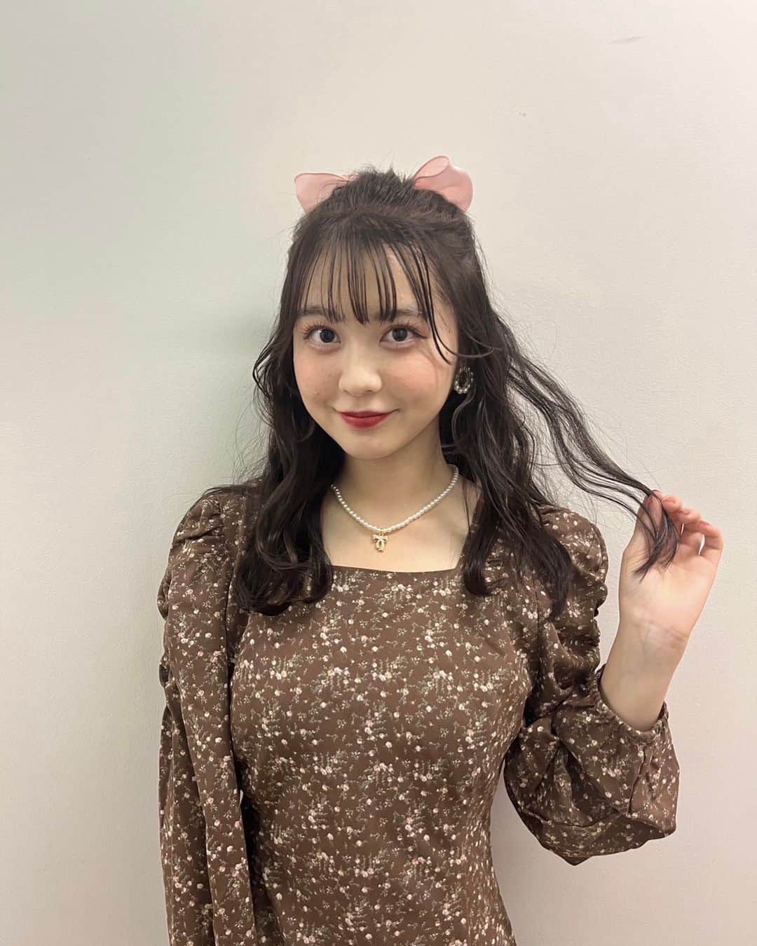 佐藤菜月海のインスタグラム：「. 今日はニコフェス2023ありがとうございました！！💖  たっくさんのニコ読ちゃんに会えて本当に嬉しかった〜🥹🥹  声援でたくさんパワーを頂いたし、 可愛いうちわやグッズもありがとう🫶🏻  みなさんにとってこの夏1番の思い出になっていればいいなと思います🫧𓂃𓈒𓏸  改めて今日は本当にありがとうございました🩷  #ニコラ#nicola#ニコモ#ニコフェス2023#ニコラモデル#佐藤菜月海#ニコフェス」