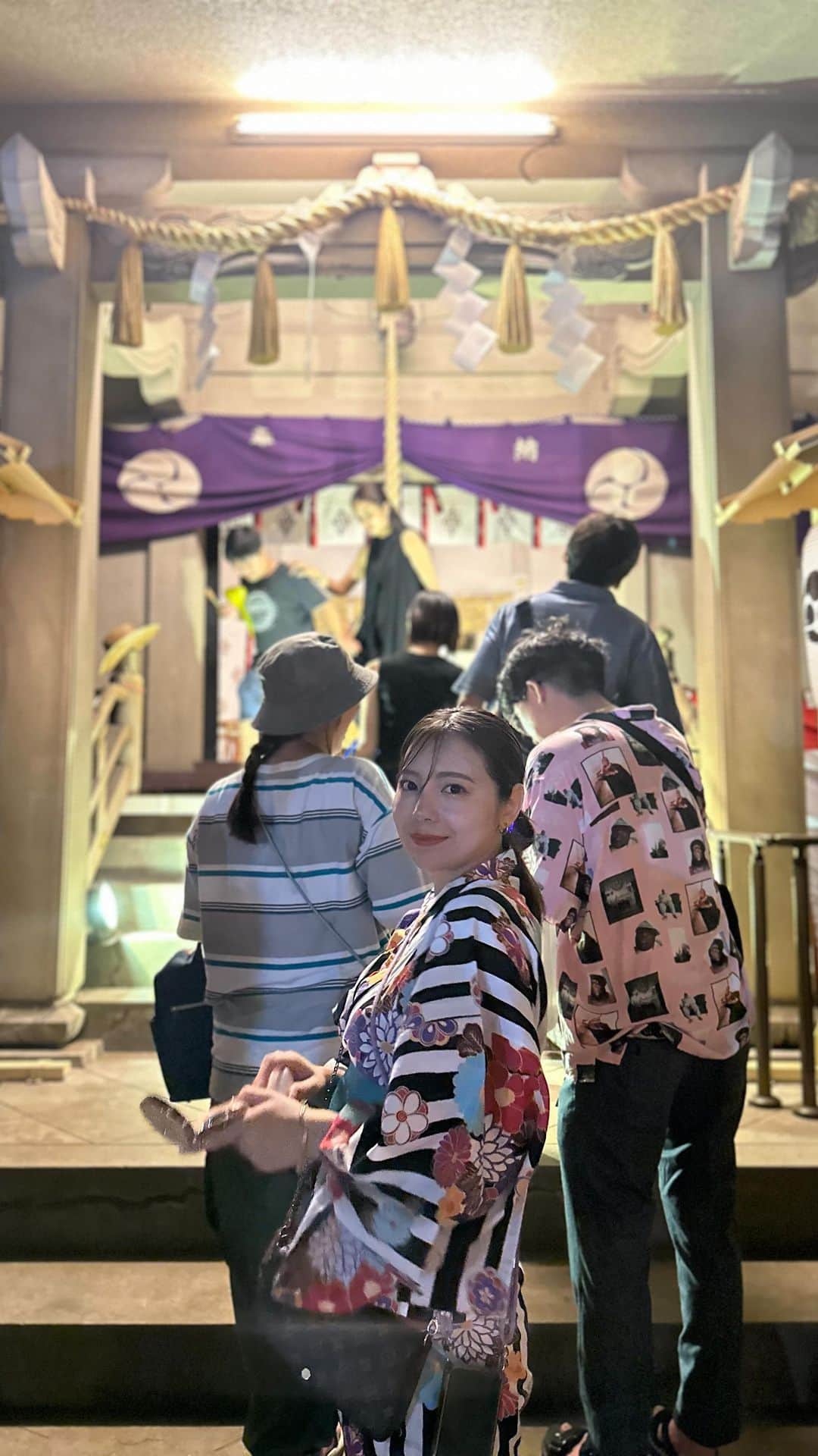 のインスタグラム：「今年初浴衣👘 麻布十番祭りへ行き池尻の祭りへ行きました🏮  人多くて大変だけど夏の雰囲気感じられてとても楽しかたのだ🫶🏻✨」