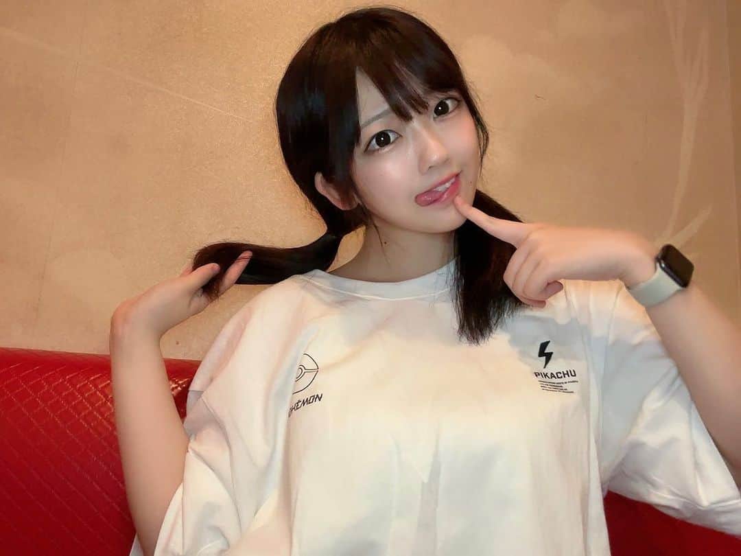 池田杏菜さんのインスタグラム写真 - (池田杏菜Instagram)「⚡️⚡️⚡️  Tシャツピカチュウのやつやねん  ほんとうは裏がかわいいのだけど かわいすぎるからみせなーい！  #ユニクロおんな  ⚡️⚡️⚡️」8月27日 22時28分 - ikestagram_o00