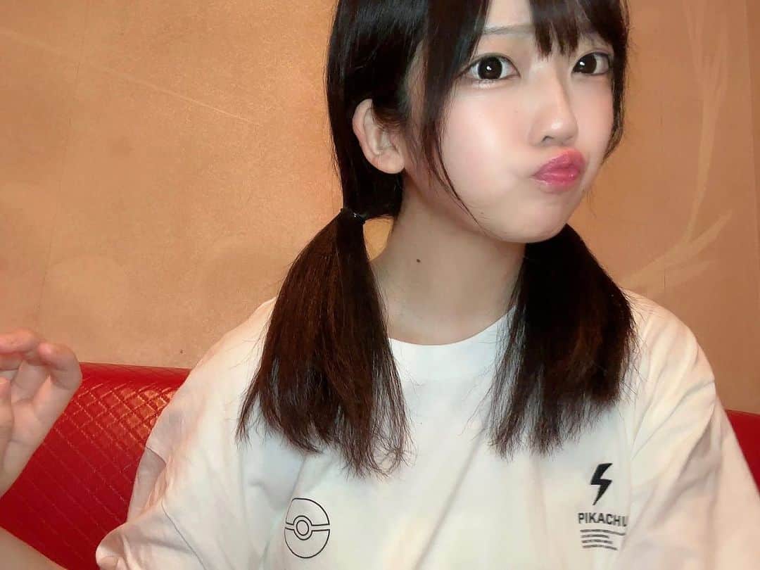 池田杏菜さんのインスタグラム写真 - (池田杏菜Instagram)「⚡️⚡️⚡️  Tシャツピカチュウのやつやねん  ほんとうは裏がかわいいのだけど かわいすぎるからみせなーい！  #ユニクロおんな  ⚡️⚡️⚡️」8月27日 22時28分 - ikestagram_o00