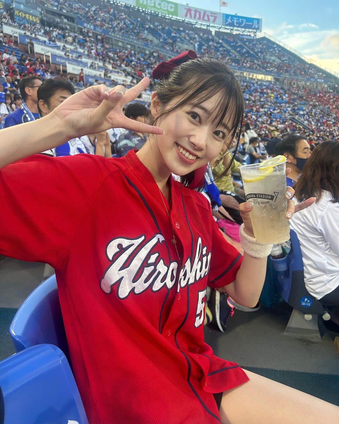 杉本愛莉鈴のインスタグラム：「ハマスタで応援してました📣❤️  #カープ女子  #carp #広島東洋カープ」