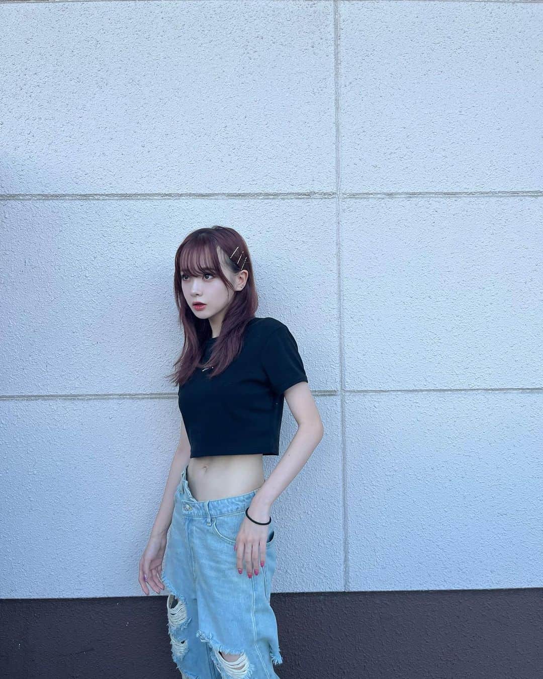 横山結衣さんのインスタグラム写真 - (横山結衣Instagram)「☀️☀️🫠🫠 #ローライズ」8月27日 22時43分 - yoko_yui_team8