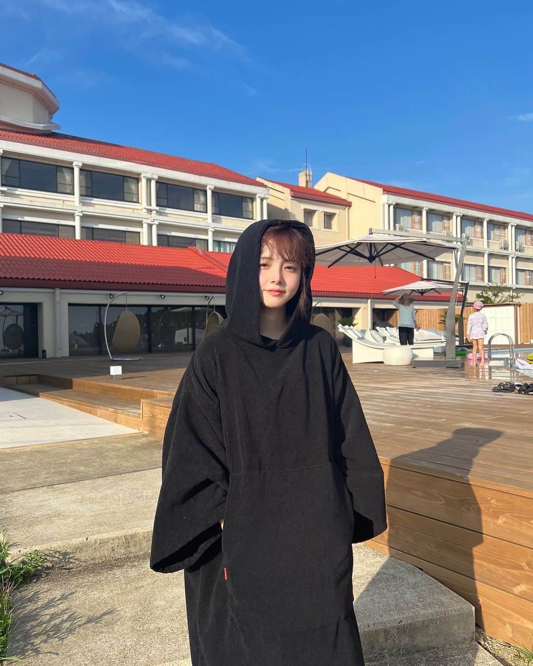 横山紗弓のインスタグラム：「ととのった〜☺️な顔 ここのサウナ最高だった！ 水風呂キンキンにゆったり外気浴💭 お天気にも恵まれました🌞 #サウナ #サウナ女子 #glanso長崎」