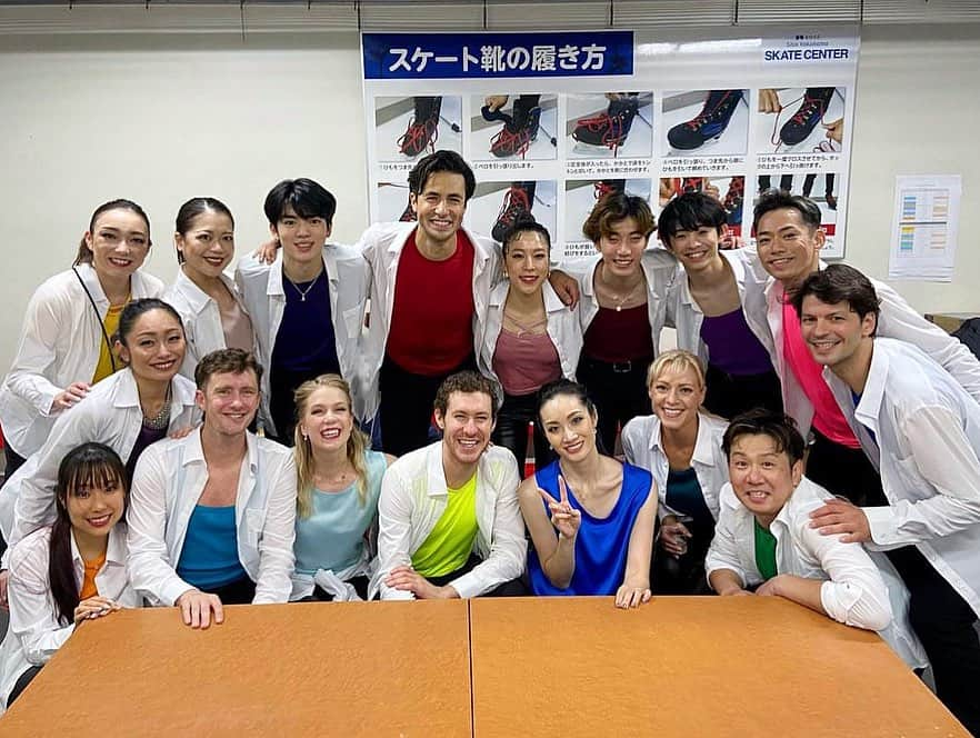 ジェイソン・ブラウンさんのインスタグラム写真 - (ジェイソン・ブラウンInstagram)「🥳🥳🥳  Friends On Ice 2023!!  フレンズオンアイス2023!   #japan #shinyokohama #foi2023 #figureskating #skating #show #iceshow」8月28日 9時06分 - jasonbskates