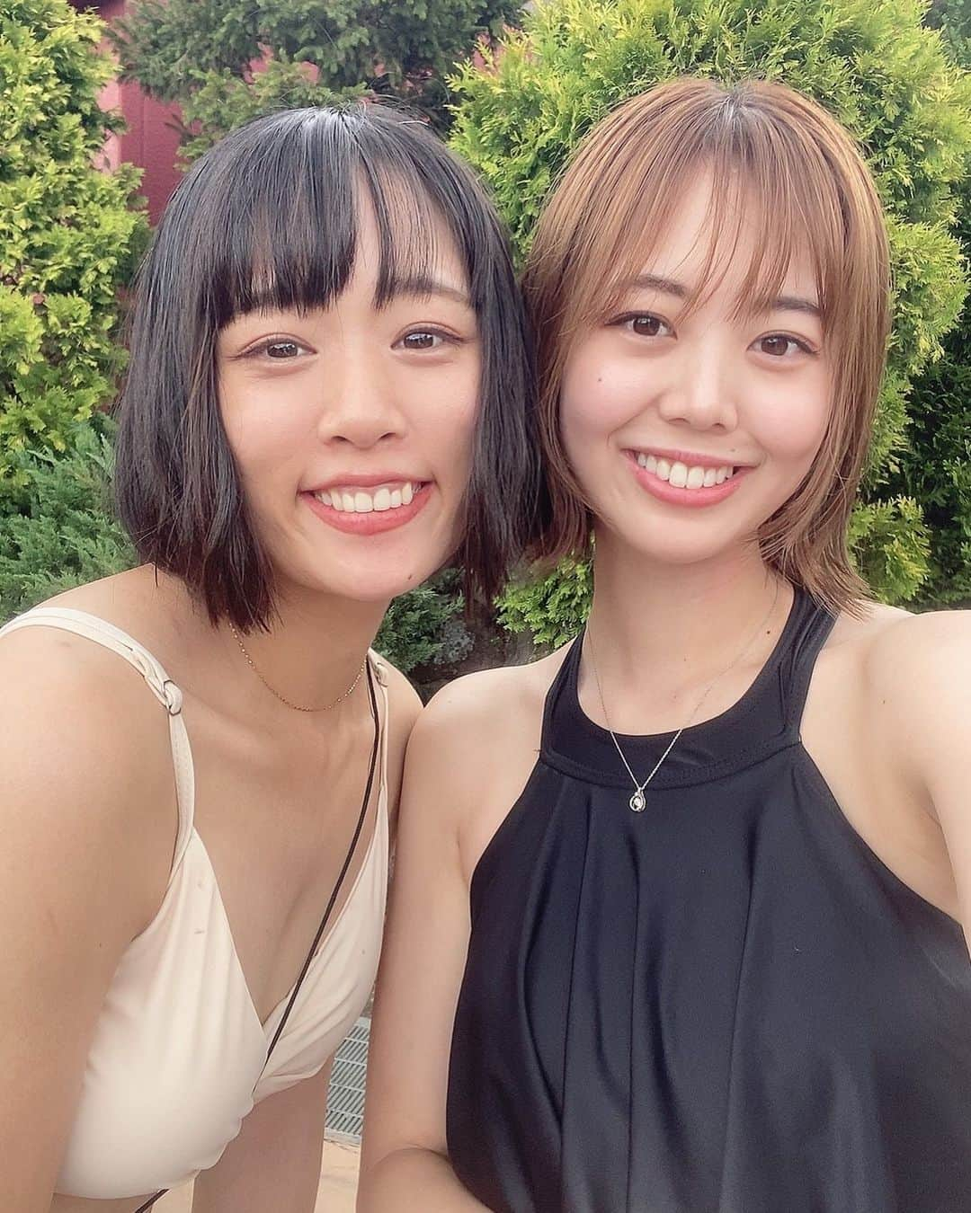 杉本美友のインスタグラム：「･ 2人でプール行ったぞ〜🏊‍♀️ 楽しすぎた、、、！！  しっかり日焼けしたけど✌︎(　˙-˙　)✌︎  そして近くの旅館にお泊まり︎︎☺︎ 最高かよ〜〜  ･  ✁┈┈┈┈┈┈┈┈┈┈┈┈┈┈┈┈  #プール#夏の思い出#最高かよ #サマラン#母の夏休み#🇯🇵❤️」