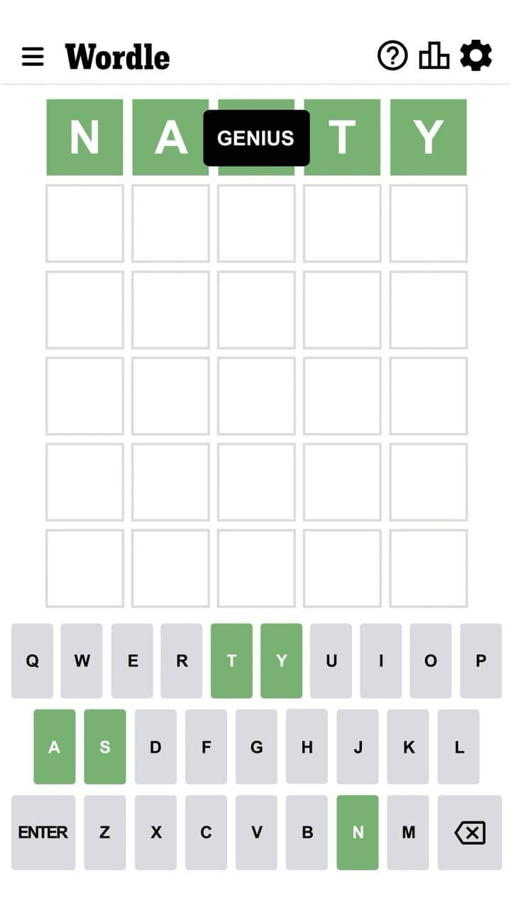 ビル・ゲイツのインスタグラム：「I found a fellow Wordle nerd in @questlove­—and he has one of the most unique solving strategies I’ve encountered. Next time I play, I’m letting @spotify pick the first word.」