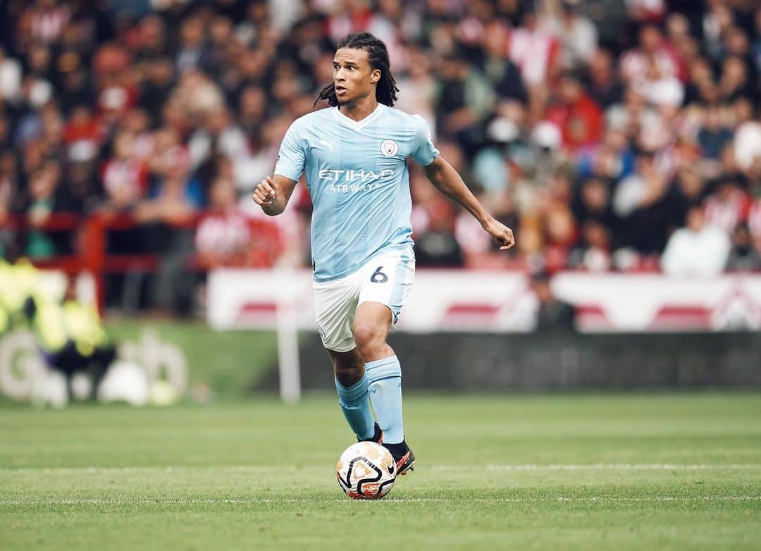 ナタン・アケさんのインスタグラム写真 - (ナタン・アケInstagram)「We had to dig deep but the 3 points are all that matter!」8月28日 1時02分 - nathanake