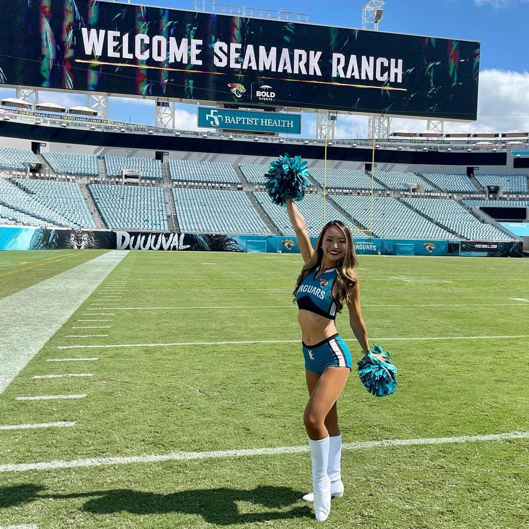のインスタグラム：「Victory Sunday morning with Seamark Ranch at my favorite place💕 Had fun time with beautiful families and my teammates💞」
