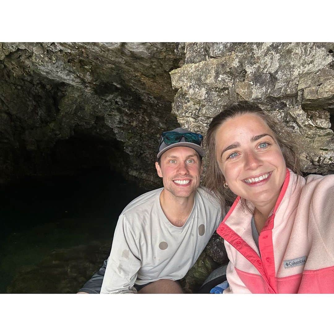ヴェロニク・マレのインスタグラム：「Camping trip to Tobermory ⛰️🌲💕」