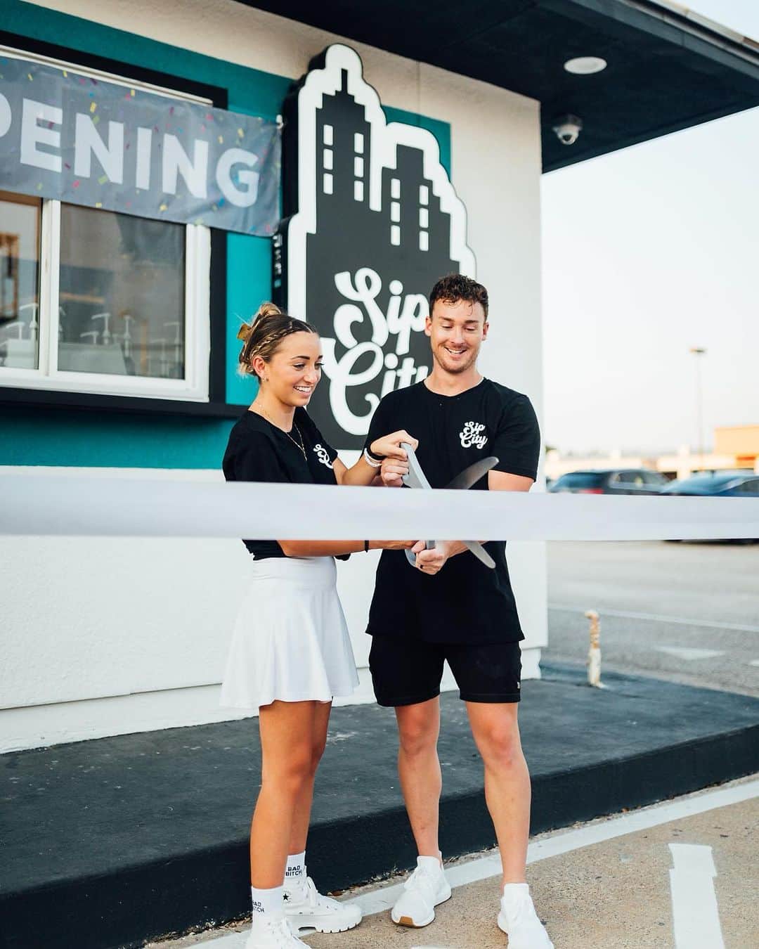 Brooklyn and Baileyのインスタグラム：「The grand opening this weekend was a huge success- thanks to y’all🥹 definitely memories that’ll last forever」