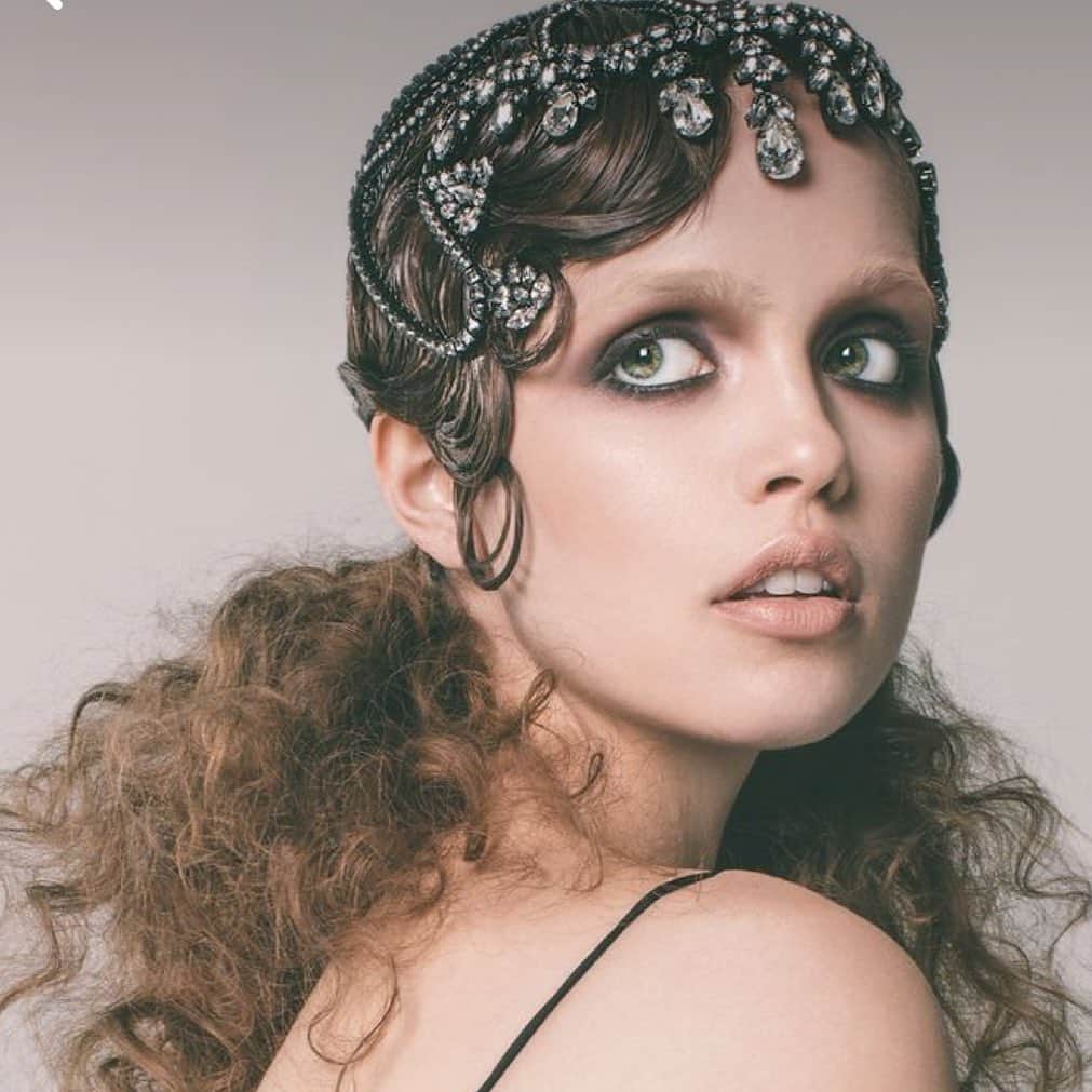 のインスタグラム：「@ericksonbeamon head piece」