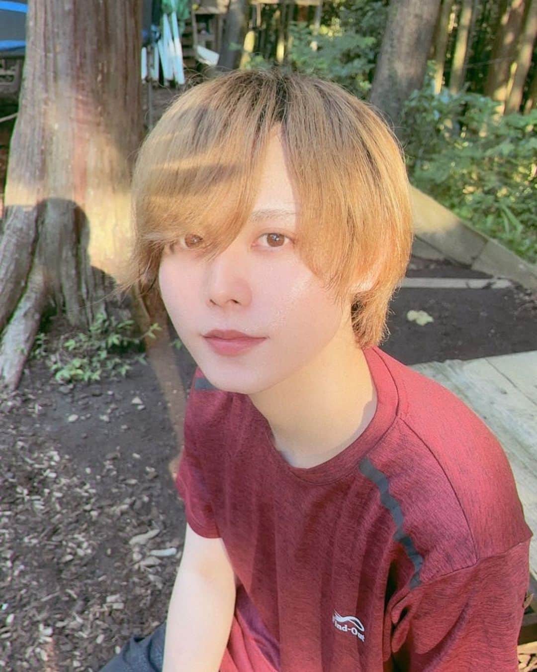 大崎捺希のインスタグラム：「今年の夏は友達に誕生日プレゼントとして 色んなところに連れてって貰いました！ 嬉しいねぇ ずっと部屋に閉じこもってたので リフレッシュ出来ました！！ 幸せー！！ 皆んなはどんな夏過ごしましたか？  #夏休み #筋肉痛 #温泉 #サウナ」