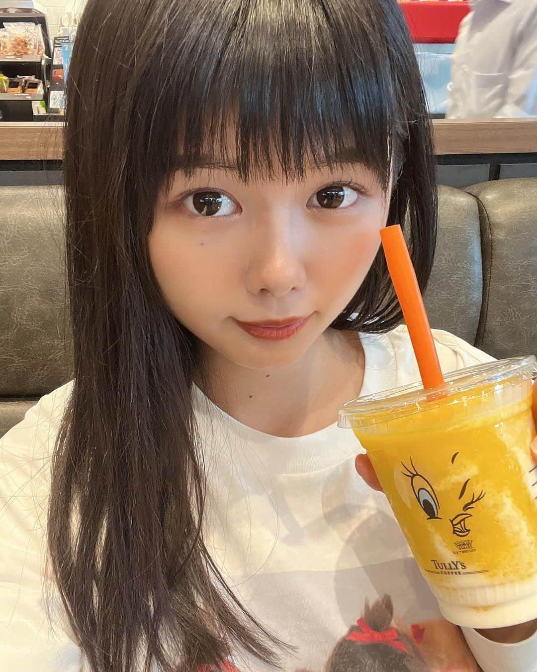 蒼山みことさんのインスタグラム写真 - (蒼山みことInstagram)「君の最推しにしてよ！🫶  ♡  ♡  ♡  #newpost  #Japanese #japanesegirl  #gravure  #グラビアアイドル #グラビア #インスタグラビア #グラドル #グラドル自撮り部  #いいね #instaphoto #instagood #follow #followme」8月28日 18時18分 - mikoto__aoyama0917