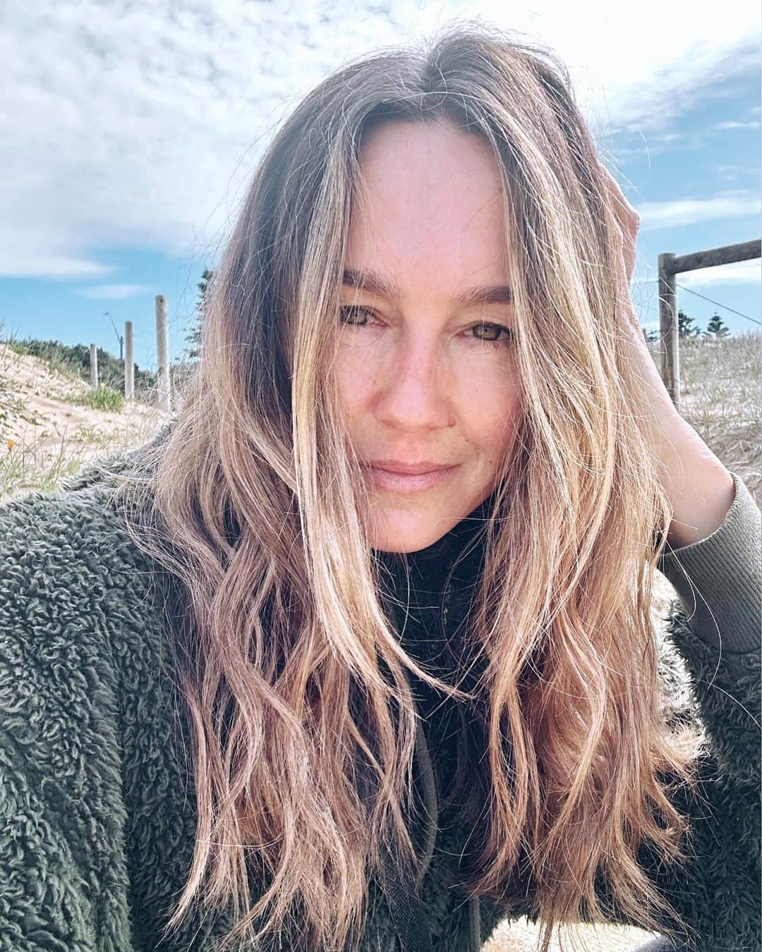 シャーニ・ヴィンソンさんのインスタグラム写真 - (シャーニ・ヴィンソンInstagram)「Monday mornings ☕️ 🌊」8月28日 11時46分 - sharnivinson