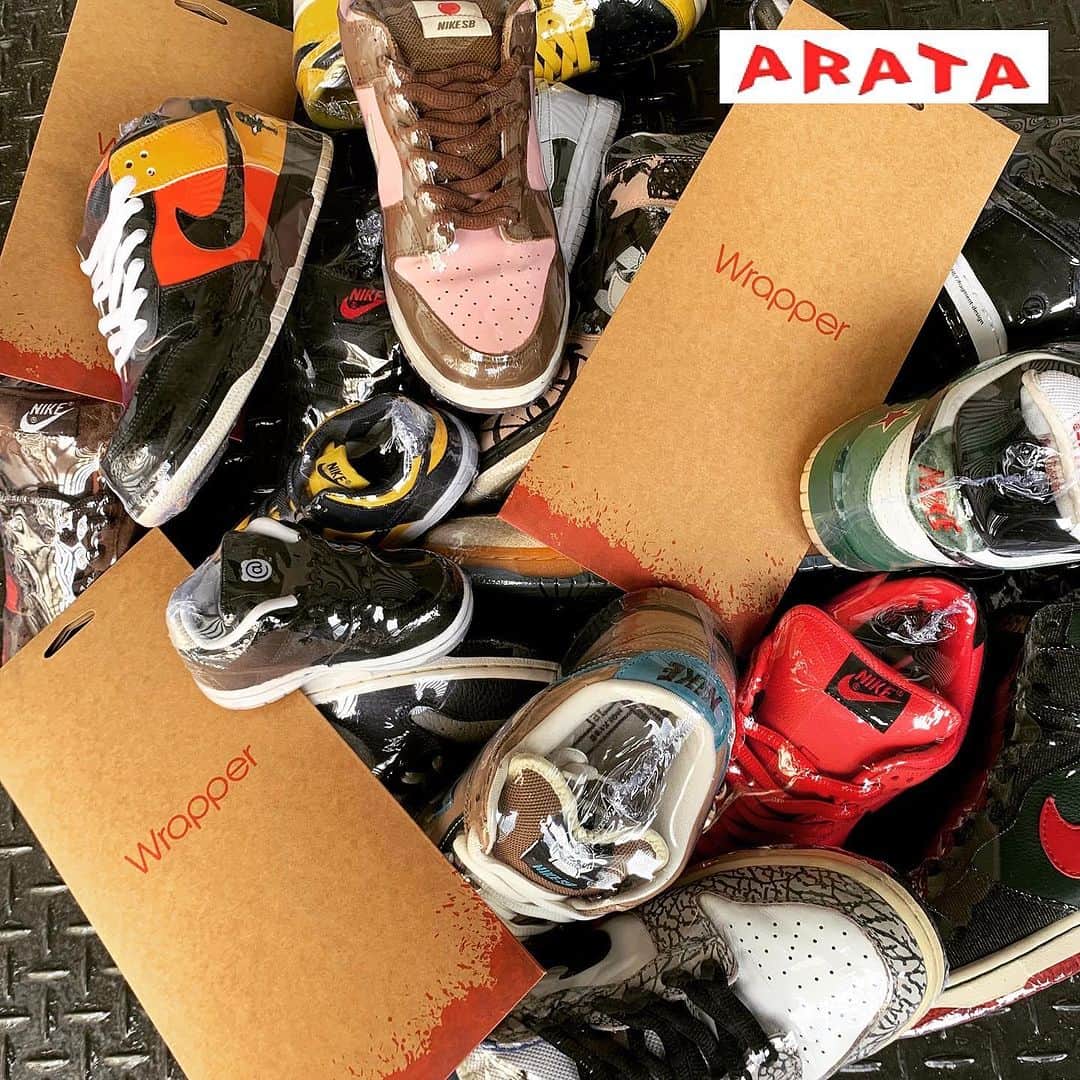 Sneaker At Randomさんのインスタグラム写真 - (Sneaker At RandomInstagram)「ARATA　ラッパー  スニーカーを飾る際や保管の際に適した透明のフィルムです。 ヒートガンまたはドライヤーで取付けることができます。  #sneakeratrandom#スニーカーアトランダム#junkyard#ジャンクヤード#sneaker#スニーカー#スニーカー修理#スニーカーカスタム#市川#本八幡#高円寺#心斎橋#angeluspaint#アンジェラスペイント#arata#アラタ」8月28日 12時23分 - sneaker_at_random