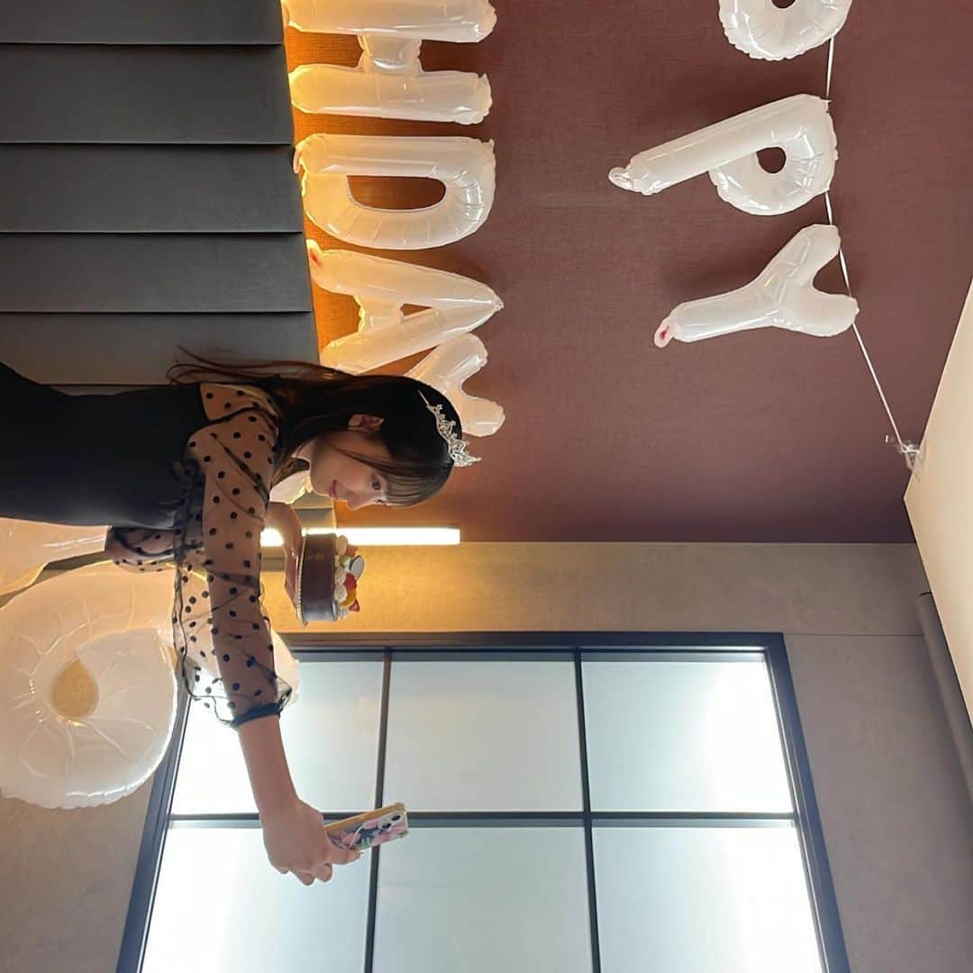 百田汐里さんのインスタグラム写真 - (百田汐里Instagram)「𝐓𝐡𝐚𝐧𝐤 𝐲𝐨𝐮!!♡♡ ． ．  #생일」8月28日 13時18分 - shi._.o19