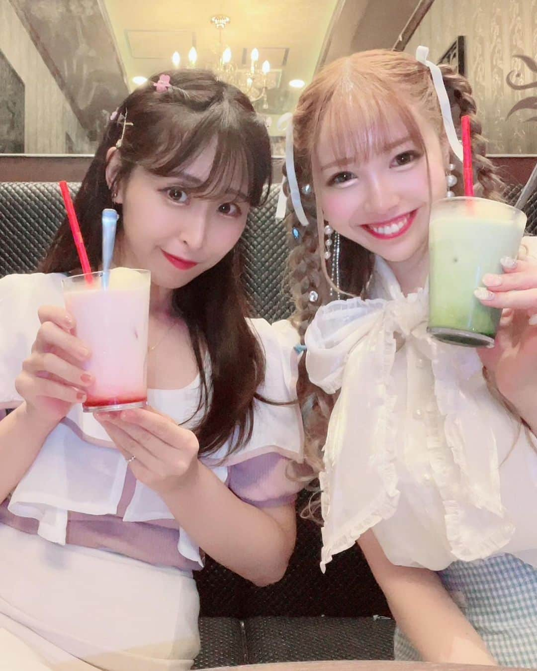 お茶の水うらんさんのインスタグラム写真 - (お茶の水うらんInstagram)「ゆうゆちゃんと渋谷女子会 して来ましたᐡ ̳ᴗ ̫ ᴗ ̳ᐡ♡🤍✨💓  可愛い🥺︎︎🫶💘 ふりふり‎ʚ🧸ྀིɞ  #女子会 #kawaii #girl #girlpower  #japanesegirl #女子会ディナー  #女子会パーティー #shibuya #渋谷 #girlsgirlsgirls  #icecream #sweets #sweet #shibuya」8月28日 14時22分 - uran_alcoholic