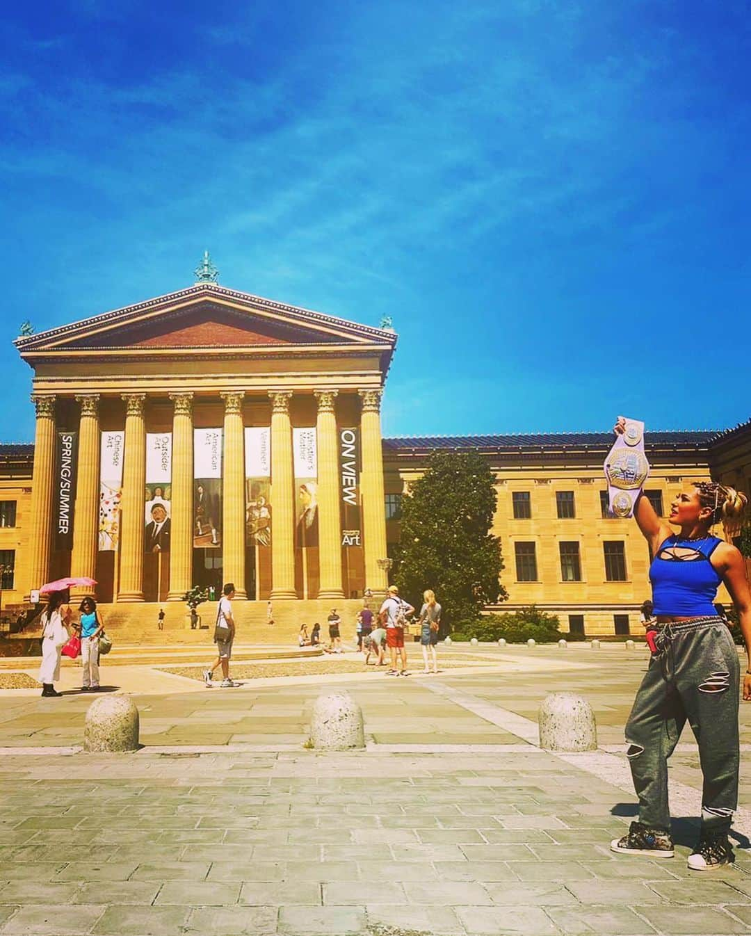 ジュリア・スターダムさんのインスタグラム写真 - (ジュリア・スターダムInstagram)「🇺🇸  #Philadelphia #philly  #rockystatue  #rockysteps  #stardom #DDM #Donnadelmondo #マフィアベラ　#mafiabella #OMG #バリバリボンバーズ #BX3 #prowrestler  #joshipuroresu  #giulia #スターダム　#ドンナデルモンド　#ジュリア #女子プロレス　#女子プロレスラー #コーンロウ #ブレイズ #バリアート」8月28日 14時24分 - 0221giulia