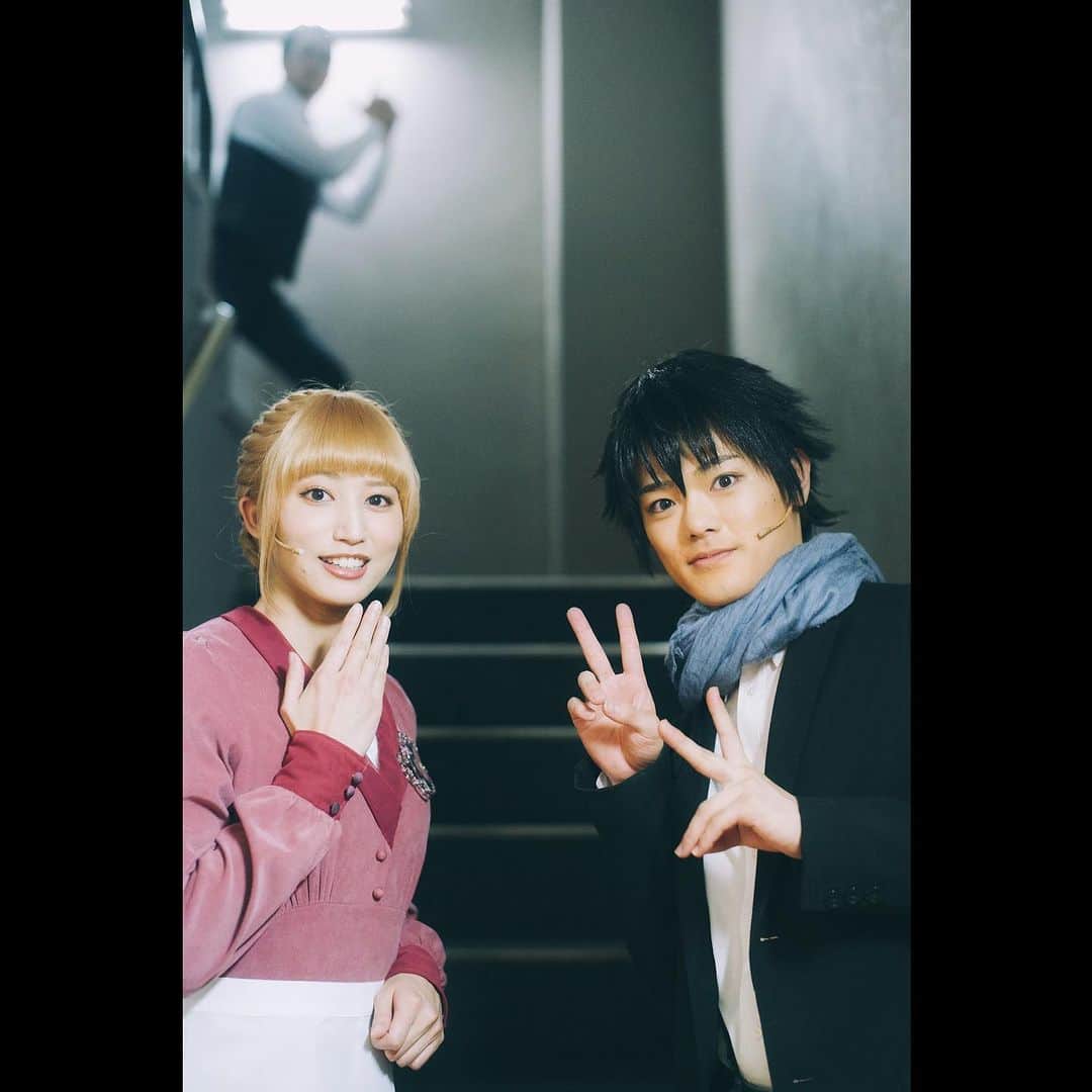 七木奏音さんのインスタグラム写真 - (七木奏音Instagram)「あ、アクリルスタンドの方…！  #モリミュ #いざわさんカメラ」8月28日 15時40分 - nanaki.kanon