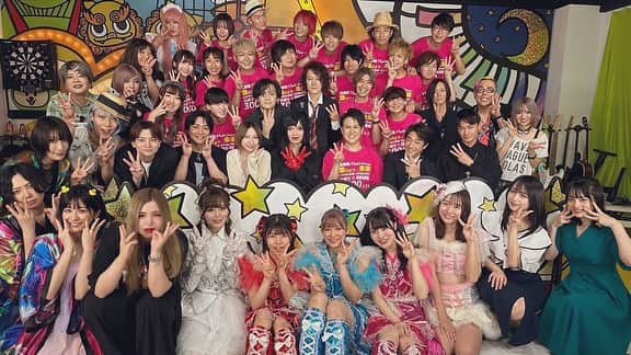 久保亜沙香のインスタグラム：「26時間番組 繋げよう – 未来 #MusicChamp3000 人見事達成🎊 久保亜沙香番組の後は、スペシャルドリームライブの司会4時間、大役を仰せつかり緊張しつつも興奮と感動の時間でした🎙️ グランドフィナーレまで見届けて下さった皆様、コメントや応援ギフト送って下さった皆様、ありがとうございました。 感謝🌈  https://musicchamp.page.link/DZWRj6wRXE22hVrV7  https://innocent-web.shop/?mode=grp&gid=2591188」