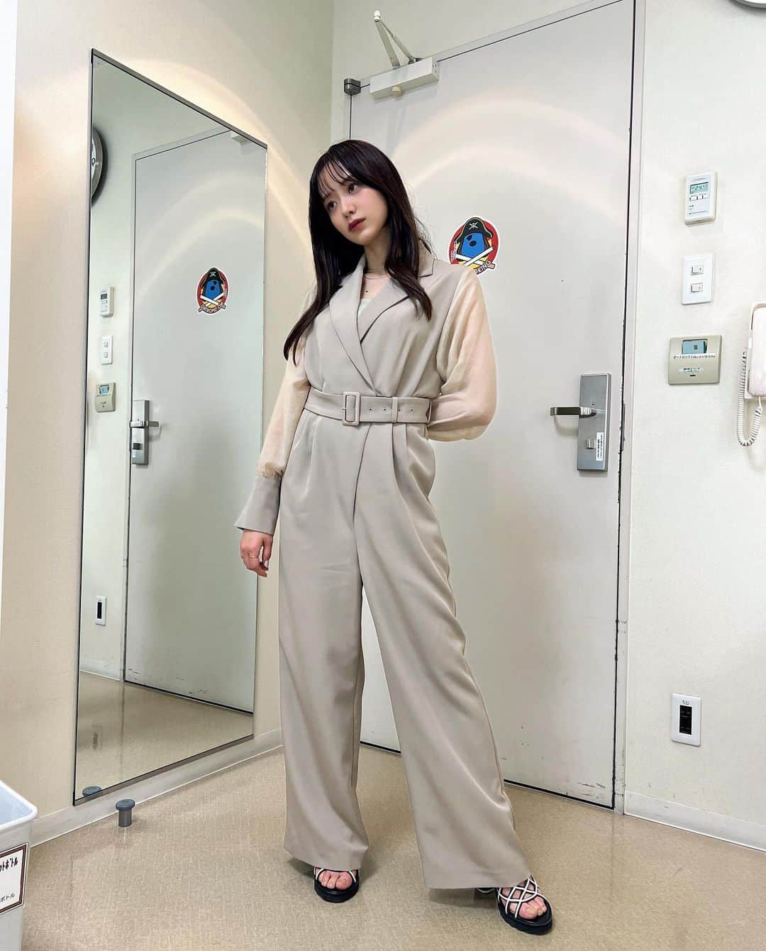 森香澄のインスタグラム：「. フジテレビ『ネプリーグ』 また呼んでいただけました🙇🤍 . やっぱりあの場所に立つと緊張する､､ そしてまた余計なことをたくさん喋った気がする､､ 19時から是非ご覧ください💭」