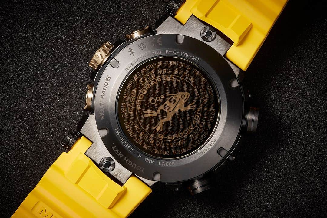 G-SHOCKさんのインスタグラム写真 - (G-SHOCKInstagram)「MR-G FROGMAN  G-SHOCKブランド生誕40周年と、FROGMAN誕生から30周年というWアニバーサリーを記念したMR-G FROGMAN。その詳細を @hodinkeejapan で公開中です。詳しくはストーリーズのリンクから。  MRG-BF1000E-1A9JR  photo by @hodinkeejapan   #g_shock #mr_g #frogman #mrgbf1000 #diverswatch #yamagatacasio #fashion #watchoftheday #ダイバーズウオッチ #腕時計 #腕時計魂 #腕時計くら部 #今日の腕時計 #腕時計コーデ」8月28日 17時00分 - gshock_jp
