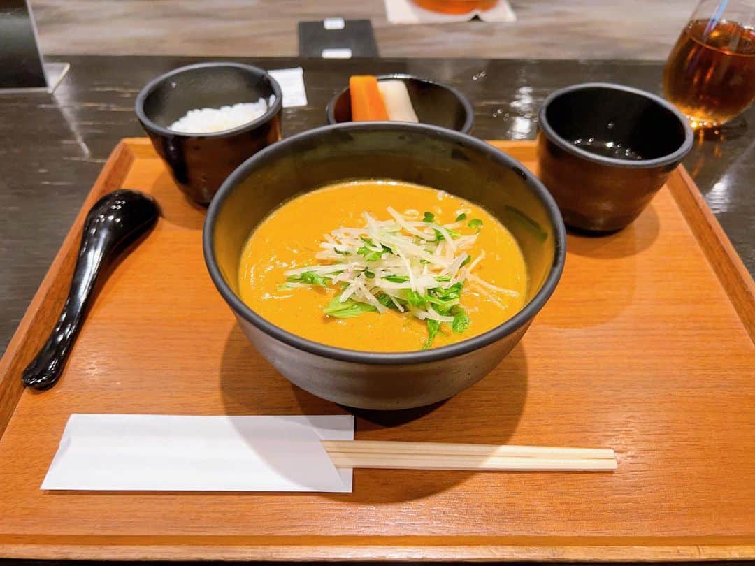 酒井健太のインスタグラム：「こりゃいいや  #カレーうどん」