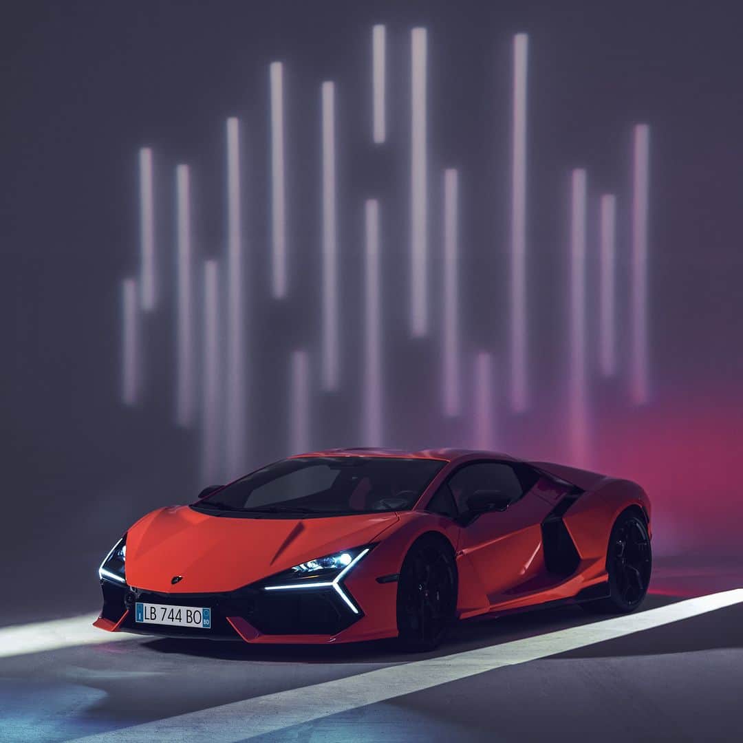 ランボルギーニのインスタグラム：「Emotions are a form of electric energy.  And we know exactly where that energy comes from: Lamborghini Revuelto.  #Lamborghini #Revuelto #FromNowOn __ The vehicle is not yet offered for sale and is therefore not subject to Directive 1999/94/EC. The fuel consumption and emissions data is in the type approval stage」