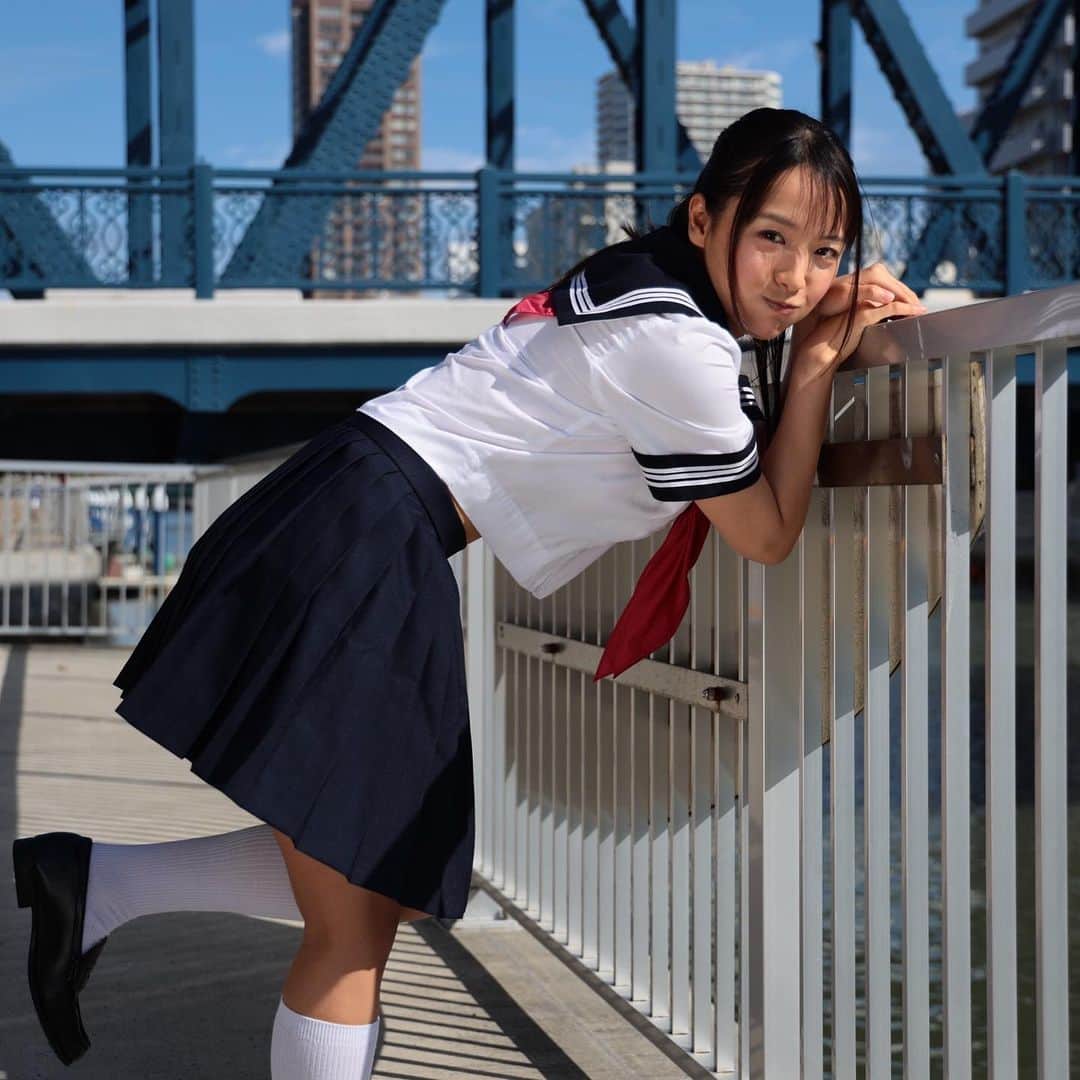 向井藍さんのインスタグラム写真 - (向井藍Instagram)「同じ顔。  #向井藍 #aimukai  #jk #制服 #コスプレ #girl」8月28日 17時02分 - muuchan1024