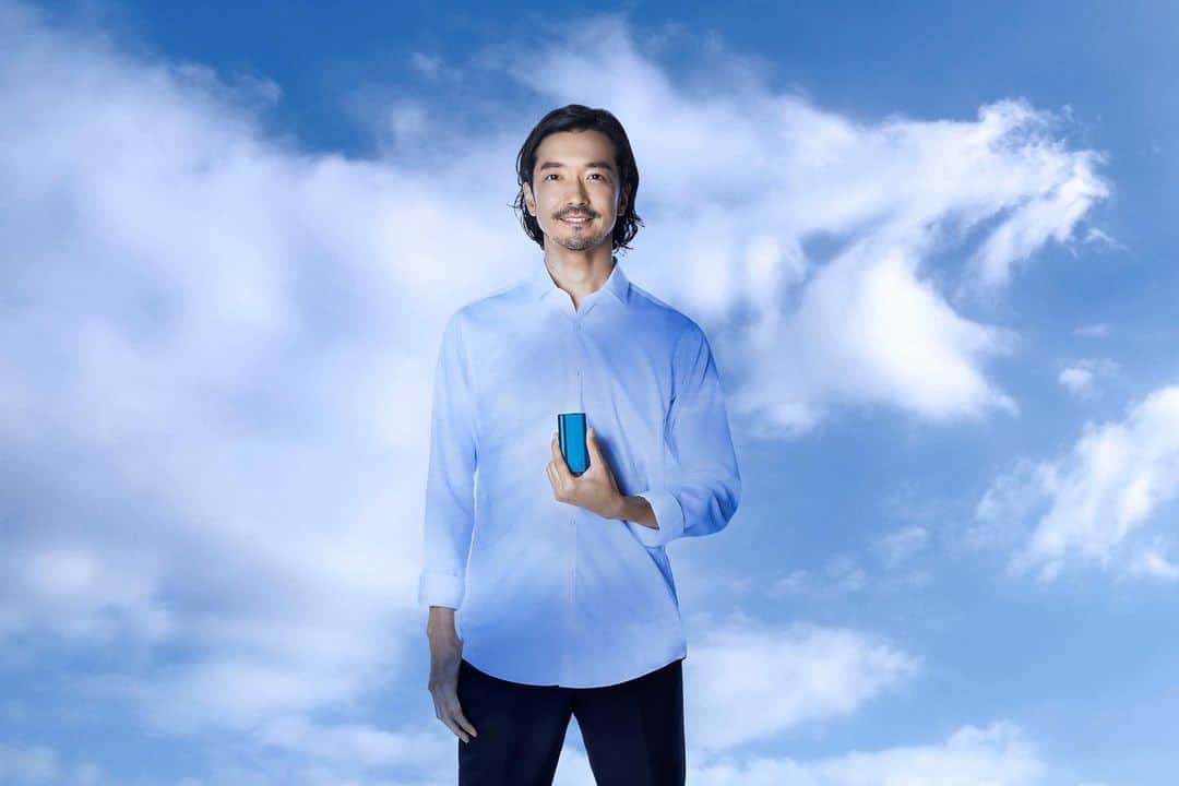 金子ノブアキのインスタグラム：「新製品glo hyper air のキャンペーンair worldに出演致しました！ よろしくお願いします！  #glo #金子ノブアキ #nobuakikaneko」
