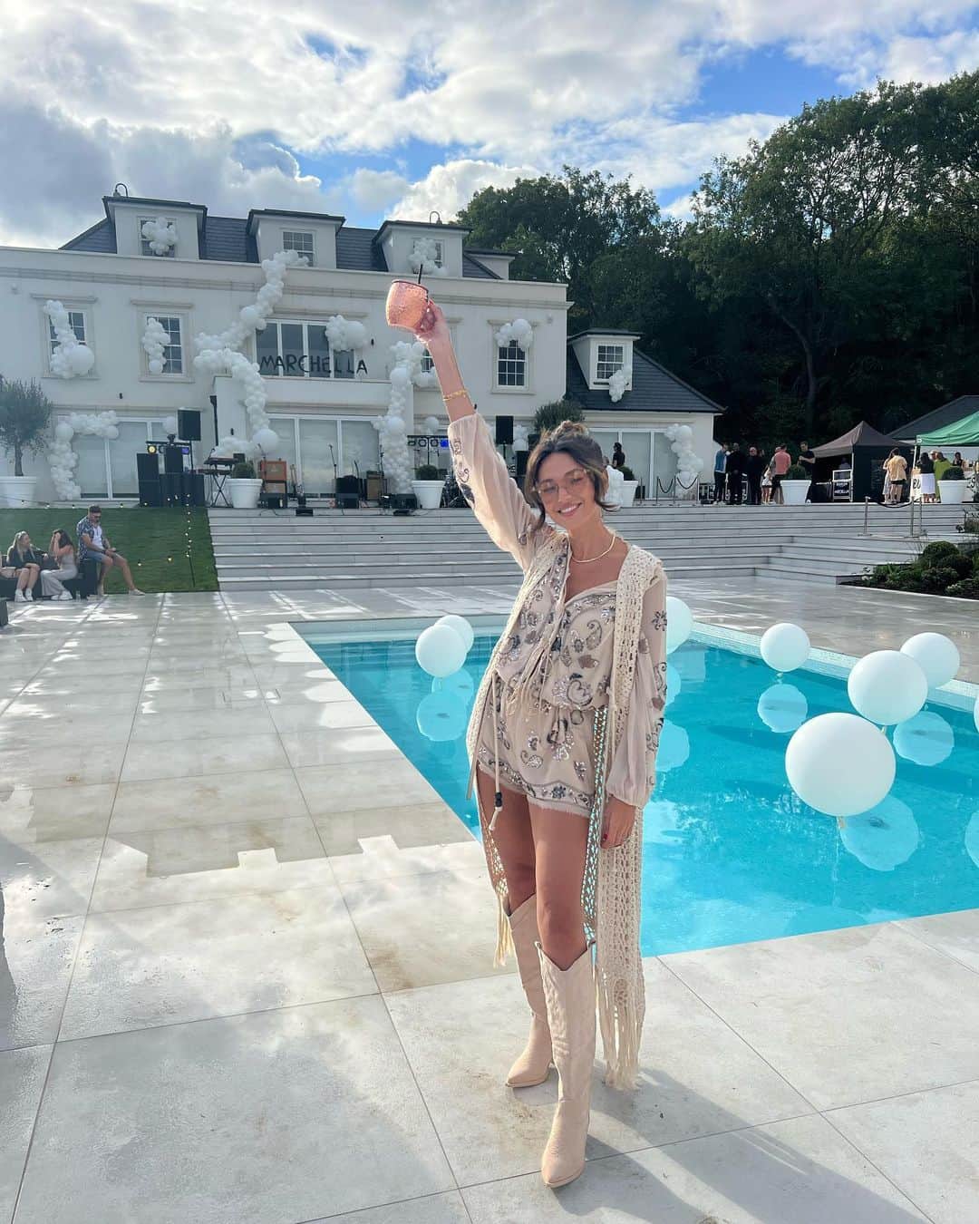 ミシェル・キーガンのインスタグラム：「Marchella 2023 🎉✨  Thank you to everyone who made last night so special. A night we’ll never forget. ❤️」