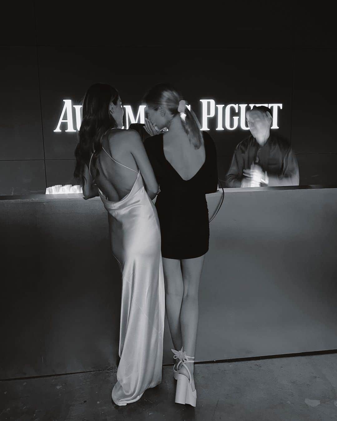 Xenia Adontsさんのインスタグラム写真 - (Xenia AdontsInstagram)「I wish I could make the time stand still in Tokyo with @audemarspiguet and @voguegermany - unforgettable moments #APXAlyx Anzeige」8月29日 3時09分 - xeniaadonts