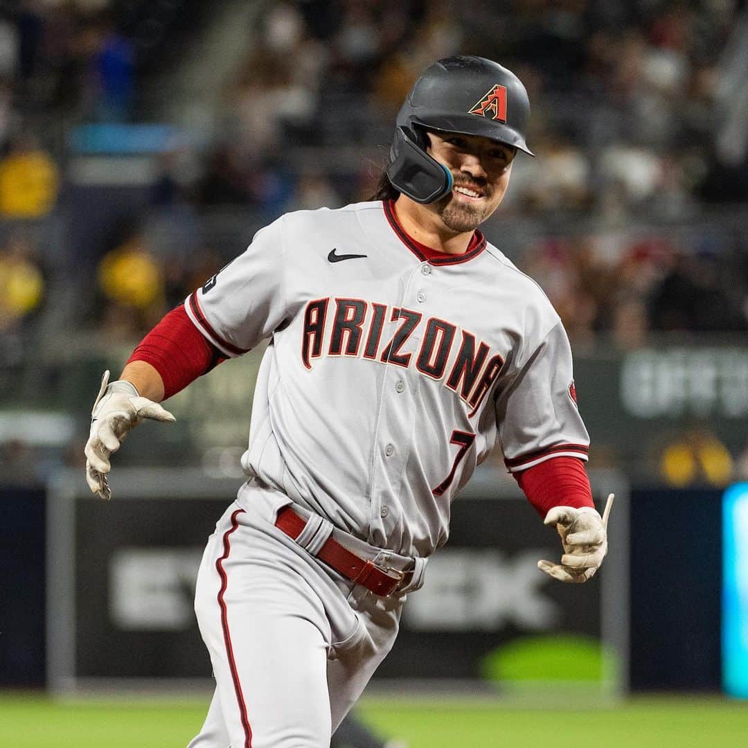 MLBさんのインスタグラム写真 - (MLBInstagram)「Put him in the history books. 📚  CC7 is only the 2nd #Dbacks player and 4th @mlb rookie ever to record a 20 HR/40 SB season.」8月29日 4時10分 - mlb