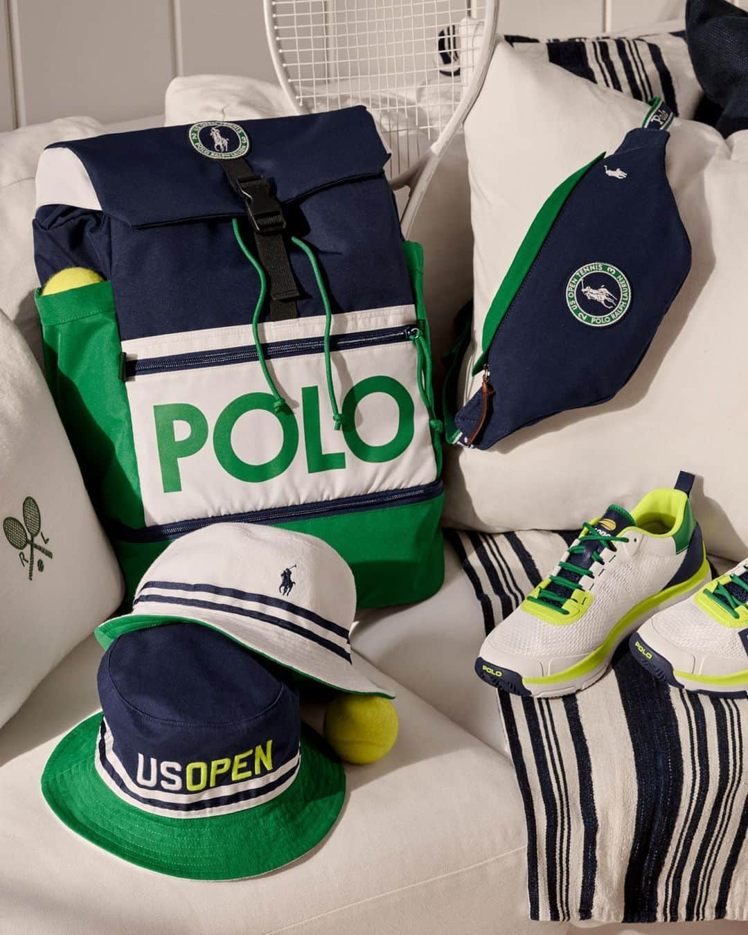 Polo Ralph Laurenさんのインスタグラム写真 - (Polo Ralph LaurenInstagram)「Embrace spectator style with the #USOpen x #PoloRalphLauren collection.  Featured in the capsule are a selection of sporty and bold styles including sunglasses, briefs, and a robe—exclusively designed for the tournament.  Shop #PoloRLStyle now via the link in bio.   #RLTennis」8月29日 4時02分 - poloralphlauren