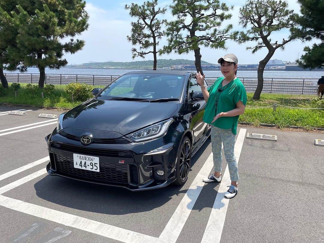 竹岡圭のインスタグラム：「圭Tube💛トヨタGRヤリス公開されましたー🧡 https://youtu.be/ow1iVC-HGOA  しかし、毎日暑い🥵北海道もかなりの蒸し暑さでしたが、東京もほんと暑い🥵 #トヨタ #GRヤリス #圭Tube #圭チューブ #竹岡圭」