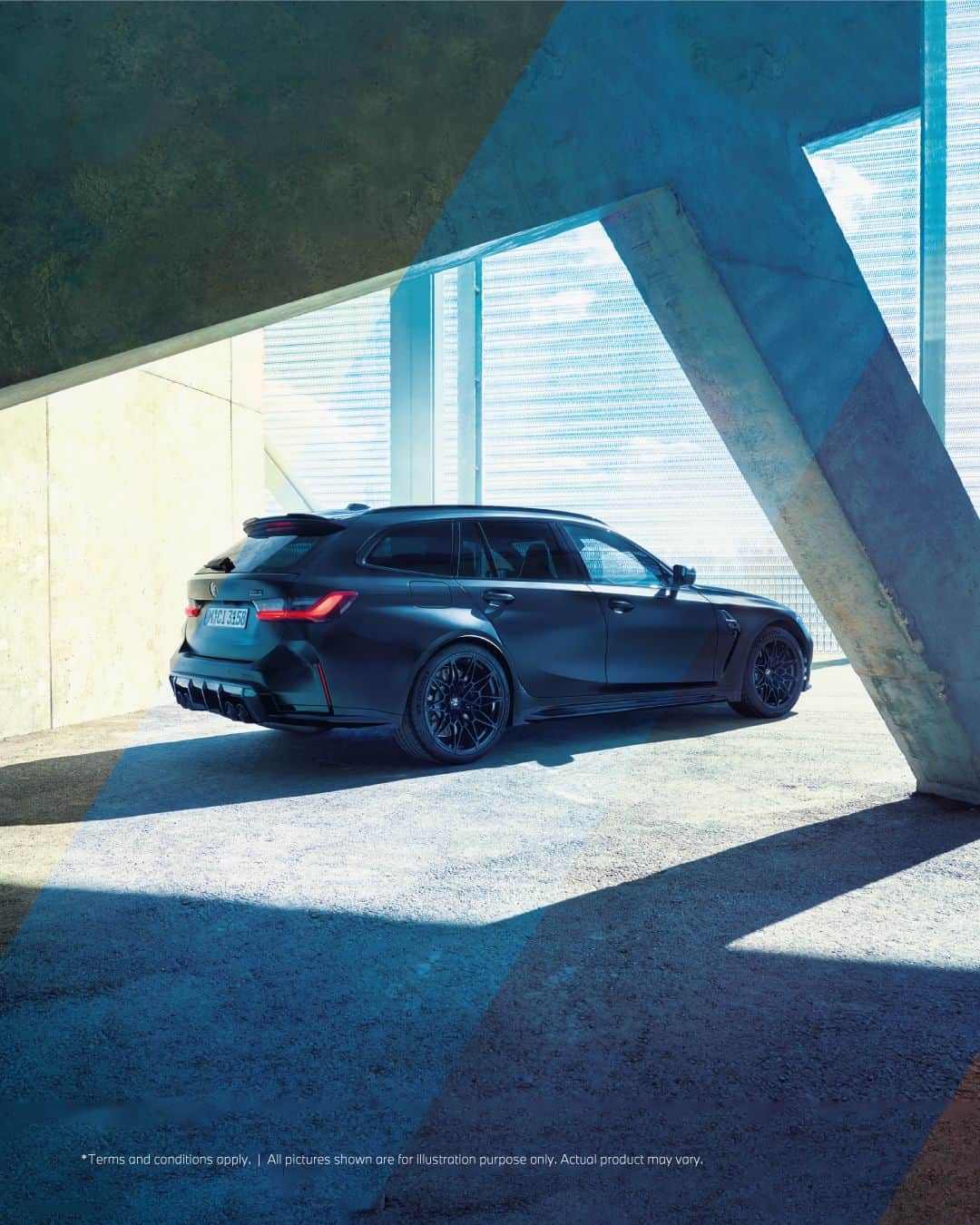 BMW Thailandのインスタグラム：「THE M3 Competition M xDrive Touring ที่สุดสำหรับพ่อบ้านสายซิ่ง การผสมผสานความแรงระดับ 0-100 กิโลเมตรต่อชั่วโมง ภายใน 3.6 วินาที เข้ากับความอเนกประสงค์ในการโดยสารและพื้นที่เก็บสัมภาระได้อย่างลงตัว  #BMW #BMWTH #JOYisBMW #สุนทรียภาพแห่งการขับขี่ #THEM3」