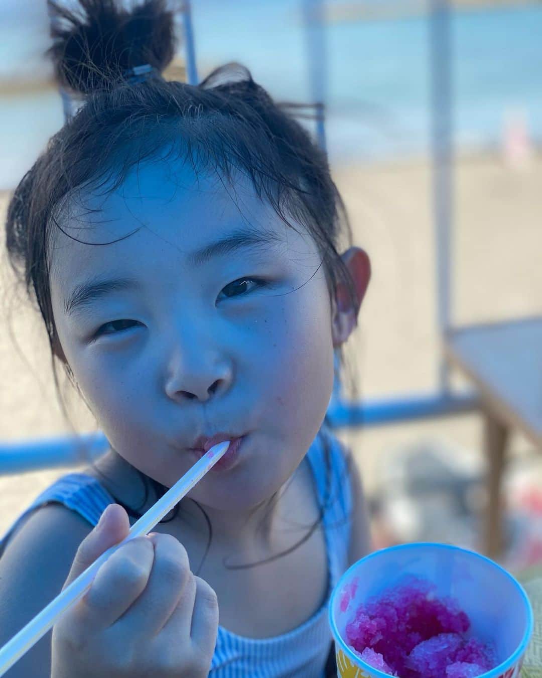 田中雅美さんのインスタグラム写真 - (田中雅美Instagram)「海でかき氷。 最高ね♡  ・ ・ #海でかき氷 #最高 #夏の思い出 #2023」8月28日 19時53分 - tanakamasami_official