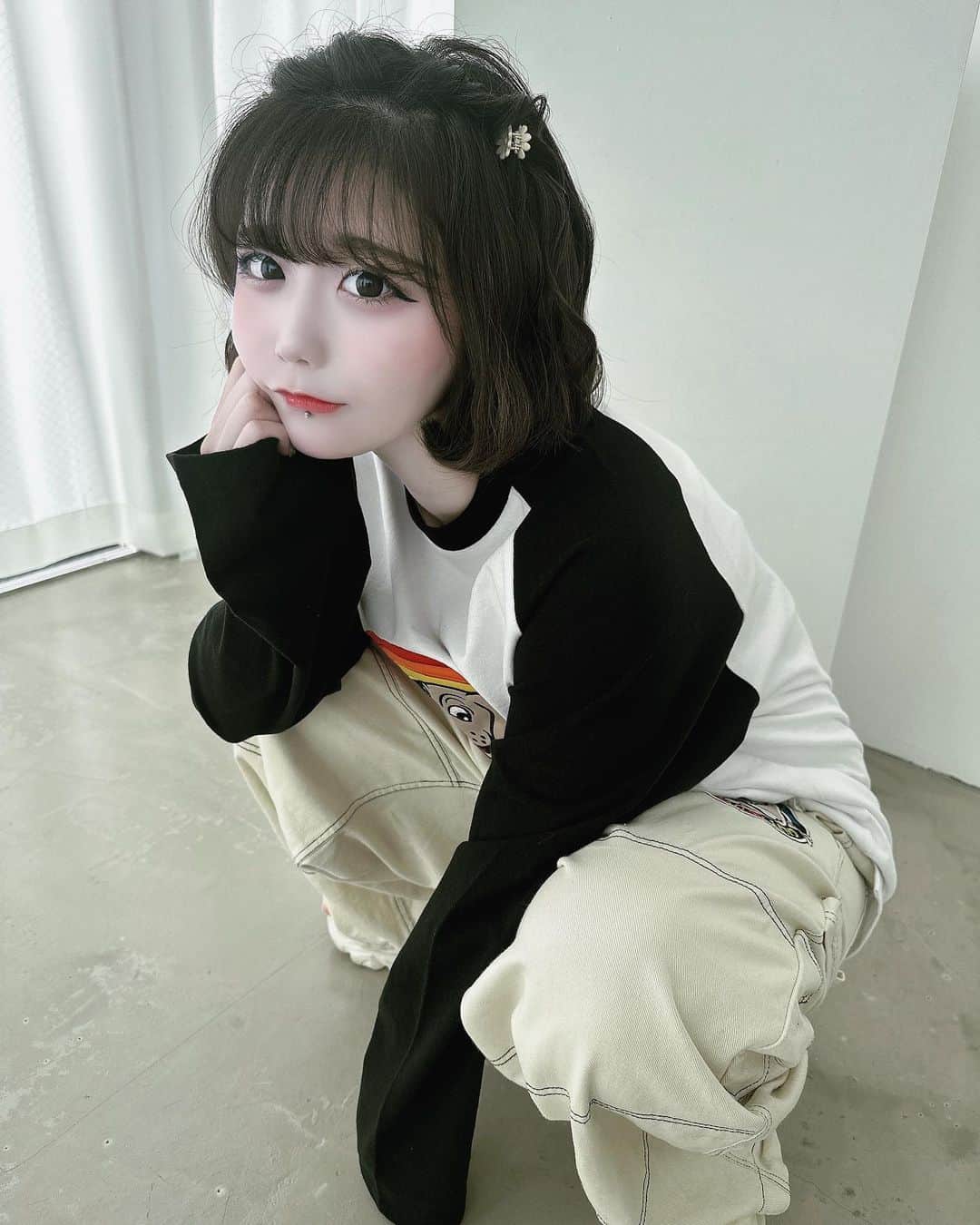 のインスタグラム：「わんわん   #おためし彼女 #おためしひなちゃん #ひなぷぅ #小山ひな #ガルフィー  #ガルフィー女子  #galfy」