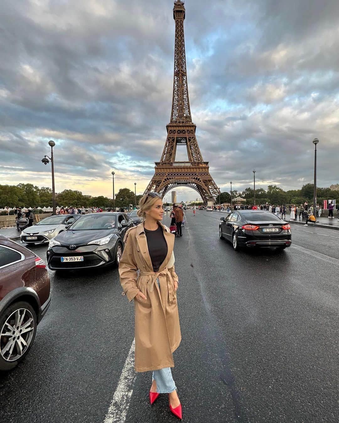 リアーナ・バートレットさんのインスタグラム写真 - (リアーナ・バートレットInstagram)「Paris」8月28日 20時22分 - leannabartlett