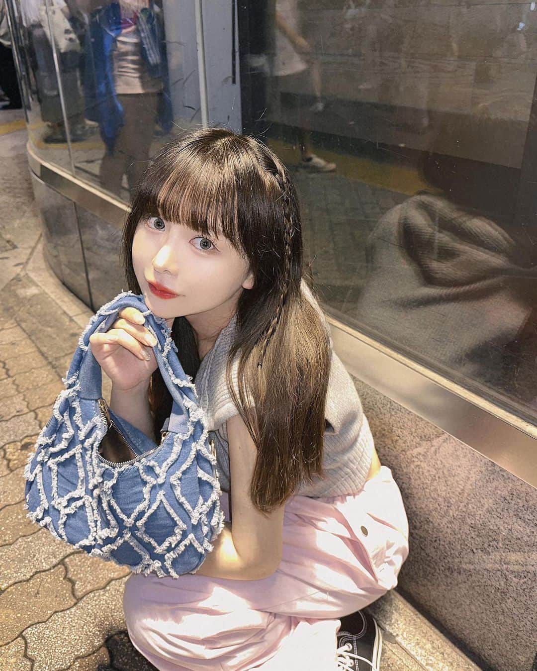 平松可奈子さんのインスタグラム写真 - (平松可奈子Instagram)「韓国コーデ🇰🇷 韓国でお買い物したお洋服で コーデ組んでみました♡ˎˊ˗  bagは　@chouette_latte  ラスト1点のバック🧳」8月28日 20時30分 - 11kanaco14