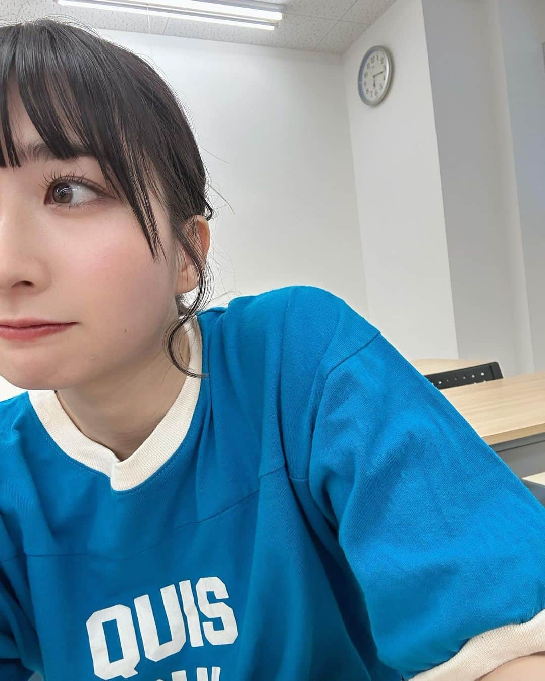 春乃きいなのインスタグラム：「#💙   あお💎  #blue #Tシャツ #셀카 #셀스타그램 #좋아요 #01 #01line #idol #selfie」